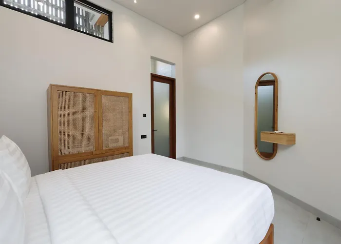 Rumah Christa By Maheswara Villa *